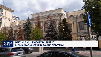 Video: Putin Akui Ekonomi Rusia Memanas & Kritik Bank Sentral