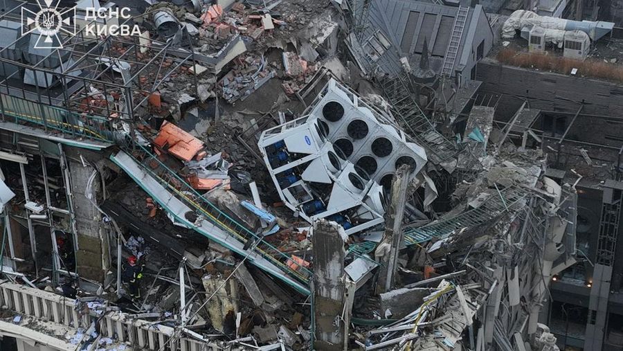 A view shows buildings damaged during a Russian missile strike, amid Russia's attack on Ukraine, in Kyiv, Ukraine December 20, 2024. Press service of the State Emergency Service of Ukraine in Kyiv/Handout via REUTERS ATTENTION EDITORS - THIS IMAGE HAS BEEN SUPPLIED BY A THIRD PARTY.