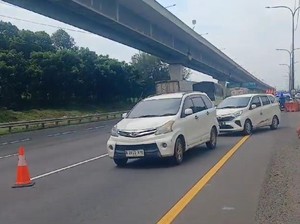 Lalin Jelang Natal Macet, Contraflow Tol Japek Diterapkan Mulai Km 47