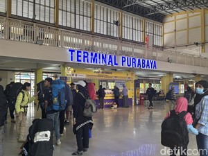 Terminal Purabaya Mulai Dipadati Penumpang Libur Nataru