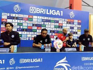 Liga 1: Arema FC Tekuk PSBS Biak 3-2, Lucas Frigeri Natalan dengan Tenang