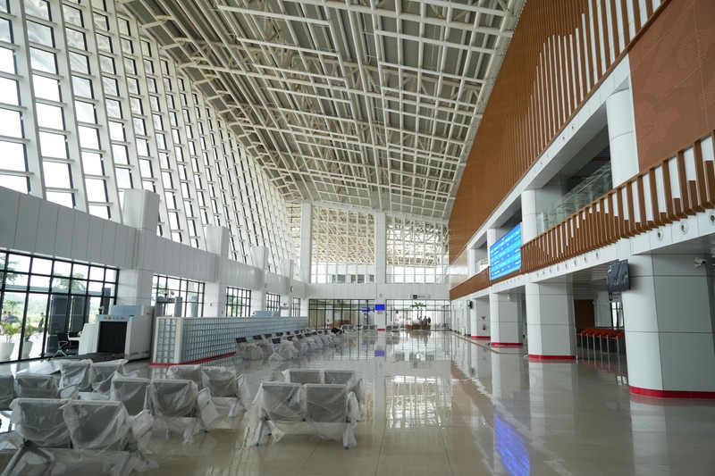 Pastikan Kelancaran Mobilitas Libur Nataru, Wapres Tinjau Proyek Stasiun KCIC Karawang. (Biro Setwapres RI) Pastikan Kelancaran Mobilitas Libur Nataru, Wapres Tinjau Proyek Stasiun KCIC Karawang. (Biro Setwapres RI)