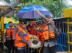 Banjir Rendam 4 Kecamatan di Parepare, 3 Warga Dievakuasi karena Terjebak