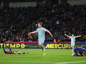 Atletico ke Puncak Klasemen Setelah Bungkam Barcelona 2-1