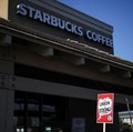 Starbucks Terapkan Aturan Baru, Dilarang 'Nongkrong' Tanpa Membeli