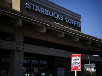 Starbucks Terapkan Aturan Baru, Dilarang 'Nongkrong' Tanpa Membeli