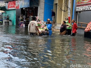 Tak Ada Libur Nataru untuk Banjir Rob Jakarta