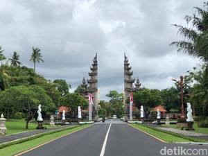 Olah Sampah Mandiri, The Nusa Dua Tekan Sampah Keluar hingga 5 Persen