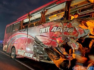 4 Kecelakaan Maut Bus Rombongan Sekolah di Tol Jatim Sepanjang 2024