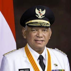 Kabar Duka: Eks Gubernur Kaltim Awang Faroek Ishak Wafat Minggu Malam