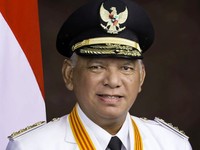 Kabar Duka: Eks Gubernur Kaltim Awang Faroek Ishak Wafat Minggu Malam
