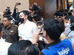 Harvey Moeis Bersiap Divonis, Sandra Dewi Tak Ada di Ruang Sidang