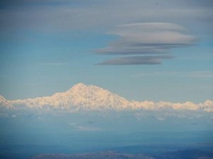 Trump Kembalikan Nama Gunung McKinley, Ubah Teluk Meksiko Jadi Teluk Amerika