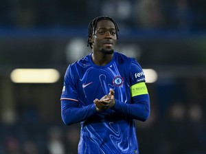 Chelsea Pinjamkan Axel Disasi ke West Ham United
