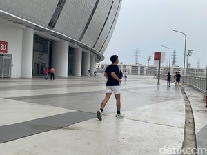Bingung Mau Ngapain, Jogging di JIS, Yuk!