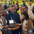 Perintah Khusus Prabowo ke Menteri Meutya Jelang Nataru 2025