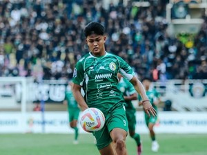 Rumor Hokky Caraka Dilirik Persis Solo, Huistra: Dia Masih Pemain PSS!