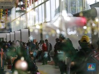 Puncak Arus Mudik Nataru 2025 Terjadi, Ini Penampakan di Gambir-Senen