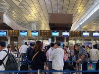 Antrean Mengular di Bandara Soetta Jelang Libur Nataru 2025