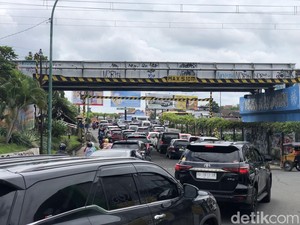Cerita Ojol-Wisatawan Menembus Padatnya Jalanan Jogja Saat Nataru