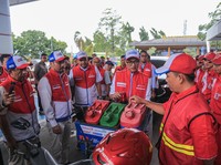 Libur Nataru, Wamen BUMN dan Direksi Pertamina Tinjau SPBU Rest Area