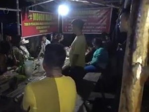 Polisi Razia Warung Miras di Tengah Hutan Maros Saat Momen Natal