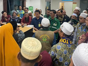 380 Jemaah Umrah Sumsel Terlantar Berjam-jam di Bandara SMB II