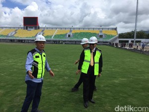 Taufan Pawe Tinjau Renovasi Stadion Gelora BJ Habibie Parepare