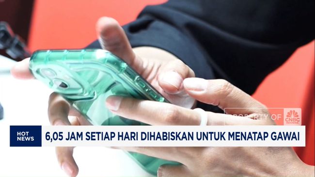 Warga RI Makin Kecanduan Gawai-Paus Fransiskus Buka Pintu Suci