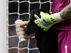Contekan Pickford yang Jitu atau Penalti Haaland yang Buruk?