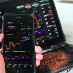 IHSG Suram Tapi 2 Saham Ini Justru Siap Terbang