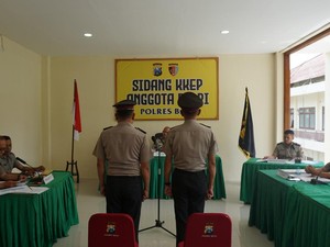 Sidang Etik di Ruang Kaca, Cara Kapolres Batu Bikin Anggota Jera