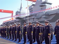 Diam-Diam China Bangun Kapal Serbu Amfibi Raksasa Muat 40.000 Ton