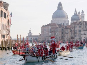 Venesia Larang Konsumsi Miras di Tempat Umum Saat Pesta Tahun Baru