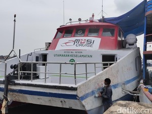 4 Jet Ski hingga Kapal Musi Cruise Disigakan Selama Arus Mudik di Sungai Musi