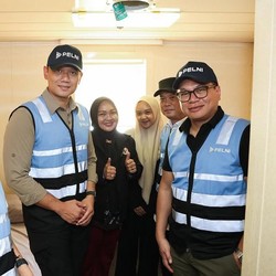 Gaya AHY Blusukan Cek Pelabuhan Tanjung Priok Jelang Tahun Baru