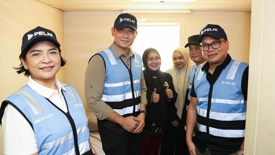 Menko Infrastruktur dan Pembangunan Kewilayahan, Agus Harimurti Yudhoyono melakukan kunjungan ke Pelabuhan Tanjung Priok, Jakarta, Minggu (29/12/2024). (Instagram/agusyudhoyono)
