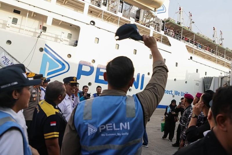 Menko Infrastruktur dan Pembangunan Kewilayahan, Agus Harimurti Yudhoyono melakukan kunjungan ke Pelabuhan Tanjung Priok, Jakarta, Minggu (29/12/2024). Menko Infrastruktur dan Pembangunan Kewilayahan, Agus Harimurti Yudhoyono melakukan kunjungan ke Pelabuhan Tanjung Priok, Jakarta, Minggu (29/12/2024). (Instagram/agusyudhoyono)