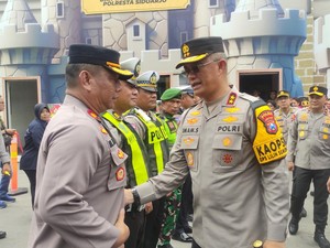 Kapolda Jatim Tinjau Pos Operasi Lilin Semeru 2024 di Terminal Purabaya