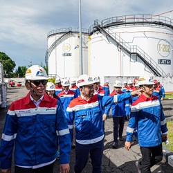 Momen Tahun Baru 2025, Komut Pertamina Tinjau Sarfas BBM, LPG di Bali