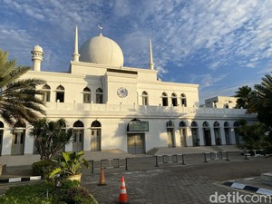 Masjid Benda Wakaf Boleh Dibangun di Atas Tanah Pribadi? Ini Aturannya