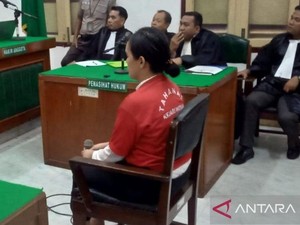 Ratu Entok Dituntut 4,5 Tahun di Kasus Viral Suruh Yesus Potong Rambut