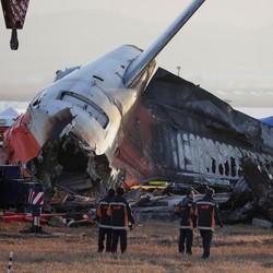 Kecelakaan Jeju Air Korsel, Kotak Hitam Mati 4 Menit Sebelum Meledak