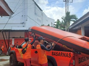 Dua ABK Jatuh dari Pompong Sawit di Perairan Tanjabtim, Satu Hilang