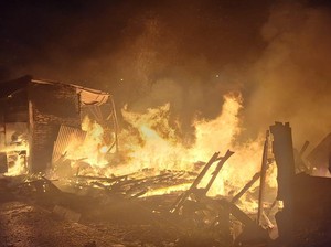 6 Rumah di Cilincing Jakut Kebakaran gegara Petasan
