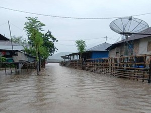 Banjir di Ende Rendam Kantor Polisi, Rumah Warga, hingga Sawah