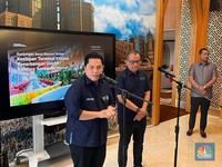Cek Bandara Soeta, Erick Thohir: Jangan Hanya Hormati Bangsa Luar