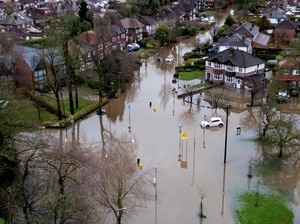 Video: Banjir Terjang Kota Manchester