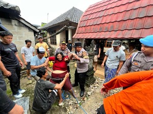 Perempuan ODGJ di Nusa Penida Tercebur 4 Kali ke Sumur, Evakuasi Dramatis