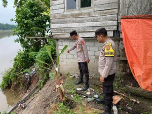 Rumah Warga di Ogan Ilir Longsor, Penghuni Dievakuasi
